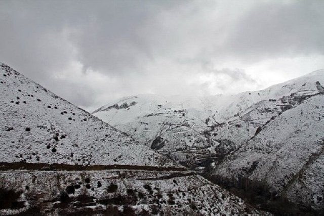 پیش‌بینی جوی ارتفاعات کشور در تعطیلات/ هشدار فدراسیون کوهنوردی به دره‌ نوردان