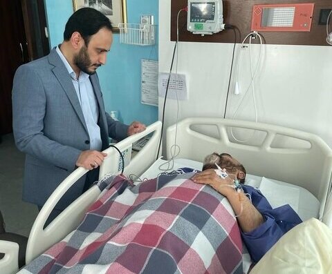 رستم قاسمی در بیمارستان بستری شد رستم قاسمی در بیمارستان بستری شد