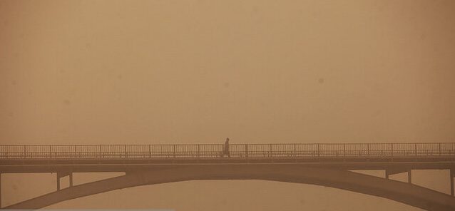 توزیع ۲۱۰۰ میلیارد تومان اعتبار برای مقابله با گرد و غبار طی ۴ سال توزیع ۲۱۰۰ میلیارد تومان اعتبار برای مقابله با گرد و غبار طی ۴ سال