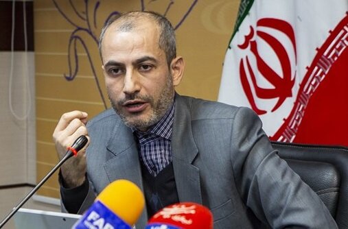 هاشمیگلپایگانی را در اقدامی غیرآسیبزا توصیه به سکوت کنید هاشمیگلپایگانی را در اقدامی غیرآسیبزا توصیه به سکوت کنید