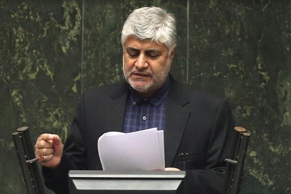 انتقاد نماینده شیراز از سازمان بورس انتقاد نماینده شیراز از سازمان بورس