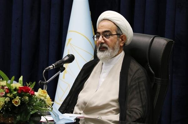 فیلم تخریب موتور سیکلتهای مردم توسط پلیس “صحنهسازی” است فیلم تخریب موتور سیکلتهای مردم توسط پلیس “صحنهسازی” است