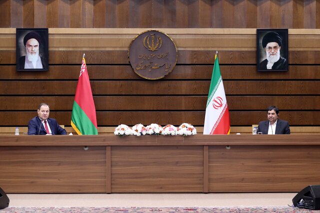 تاکید مخبر و گلاوچنکو بر گسترش مناسبات اقتصادی در شرایط تحریم تاکید مخبر و گلاوچنکو بر گسترش مناسبات اقتصادی در شرایط تحریم