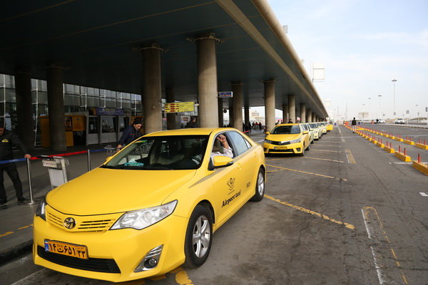 ورود سازمان بازرسی کل کشور به افزایش قیمت‌ تاکسی‌های فرودگاه امام (ره)