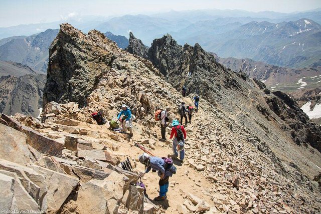 تبعات آلودگی هوا بر حیات کوهستان تبعات آلودگی هوا بر حیات کوهستان