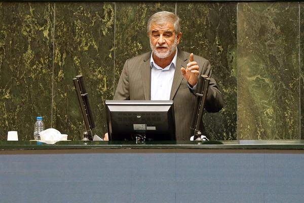 جوکار: برای مدیریت بازار غیررسمی ارز تدبیری اندیشیده شود جوکار: برای مدیریت بازار غیررسمی ارز تدبیری اندیشیده شود