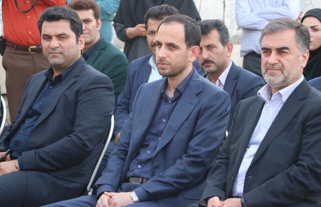 ۲۰ درصد سیمان تولید نکا صادراتی است/ نقش محوری رانندگان در توسعه اقتصادی