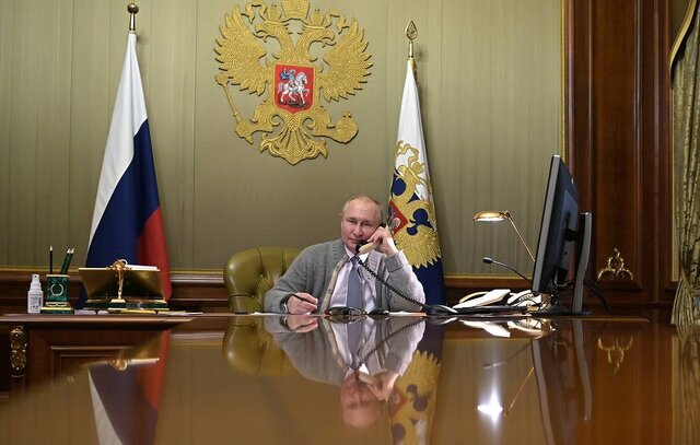 رایزنی پوتین و بن زاید درباره تعیین سقف قیمت غرب برای نفت روسیه
