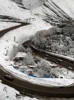 برف و باران در جاده‌های ۷ استان کشور/ ترافیک پرحجم در مقاطعی از آزادراه تهران – کرج – قزوین