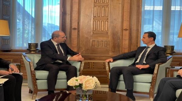 دیدار وزیر خارجه اردن با بشار اسد پس از ۱۲ سال قطعی روابط دیدار وزیر خارجه اردن با بشار اسد پس از ۱۲ سال قطعی روابط
