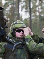 لوموند: سوئد برای جنگ احتمالی آماده می‌شود
