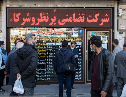 احتمال کاهش قیمت ارز در بازار/ پتروشیمی‌ها هم به میدان آمدند