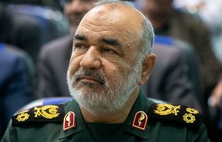 آمادگی سپاه برای همکاری با وزارت اطلاعات برای شناسایی و برخورد با عوامل ایجاد ناامنی در جامعه آمادگی سپاه برای همکاری با وزارت اطلاعات برای شناسایی و برخورد با عوامل ایجاد ناامنی در جامعه