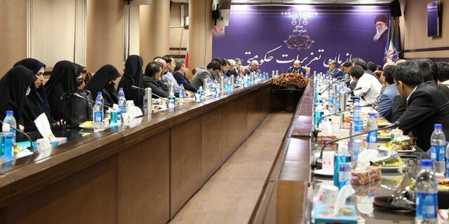 رئیس سازمان تعزیرات: کاسبی متخلفان در بازار عید کساد میشود رئیس سازمان تعزیرات: کاسبی متخلفان در بازار عید کساد میشود