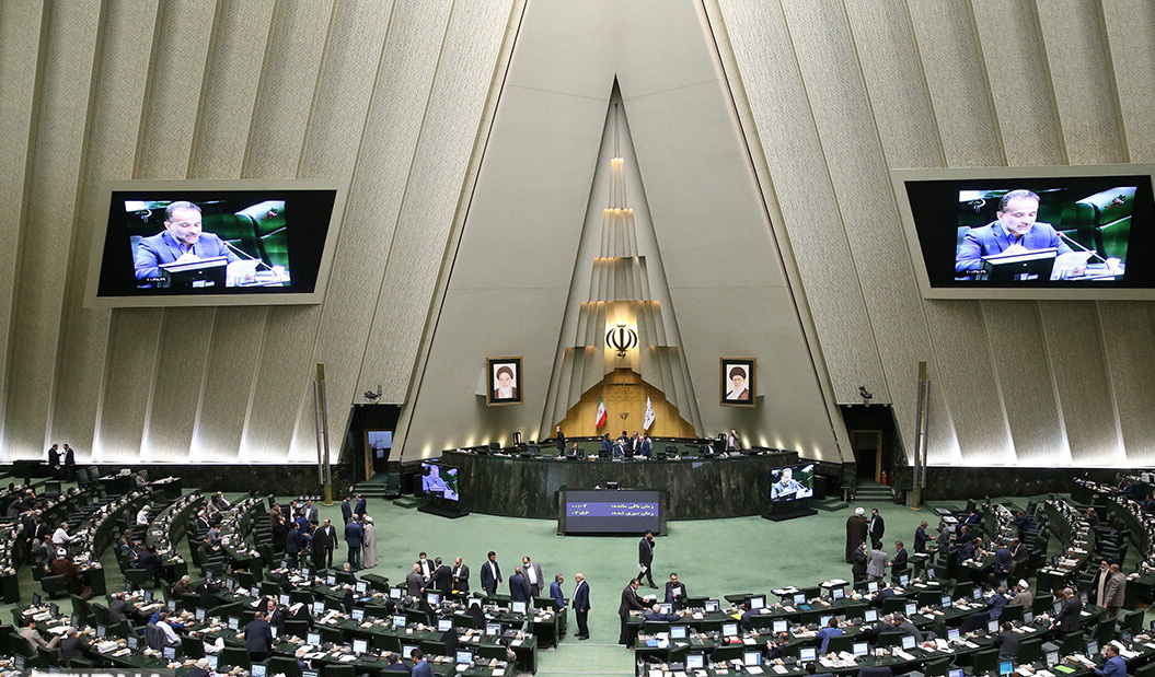 جلسه علنی مجلس برای بررسی استیضاح وزیر صمت آغاز شد