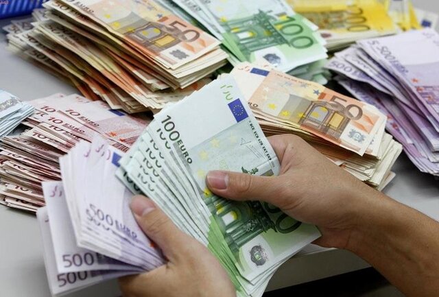 آخرین قیمت دلار، یورو و درهم در مرکز مبادله آخرین قیمت دلار، یورو و درهم در مرکز مبادله