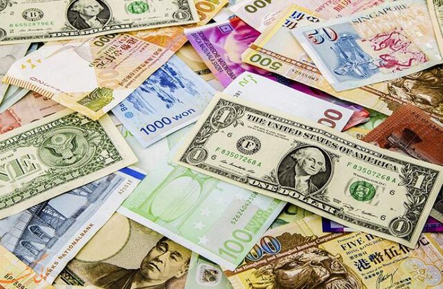 کاهش قیمت ارز در مرکز مبادله کاهش قیمت ارز در مرکز مبادله