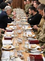 افطاری زلنسکی با سربازان مسلمان ارتش اوکراین
