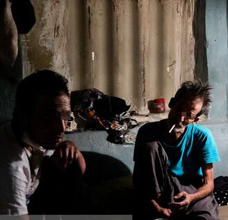 افزودن «خون» و «قیر» به موادمخدر توسط قاچاقچیان افزودن «خون» و «قیر» به موادمخدر توسط قاچاقچیان