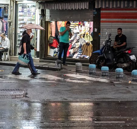 ورود سامانه بارشی جدید به تهران/ وزش باد شدید و خیزش گرد و خاک در جنوب و غرب استان ورود سامانه بارشی جدید به تهران/ وزش باد شدید و خیزش گرد و خاک در جنوب و غرب استان