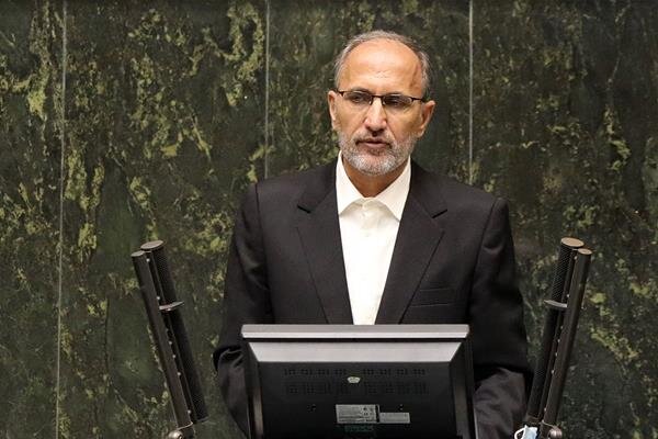 انتقاد سرمدی از تعیین نرخ خرید تضمینی گندم انتقاد سرمدی از تعیین نرخ خرید تضمینی گندم