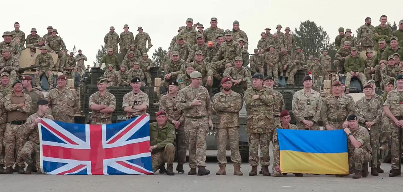 نقش پررنگ انگلیس در جنگ اوکراین/ آموزش نیروهای اوکراینی برای بازپس‌گیری کریمه