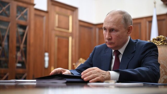 پوتین: اگر از مهمات خوشه‌ای علیه روسیه استفاده شود مقابله به مثل می‌کنیم