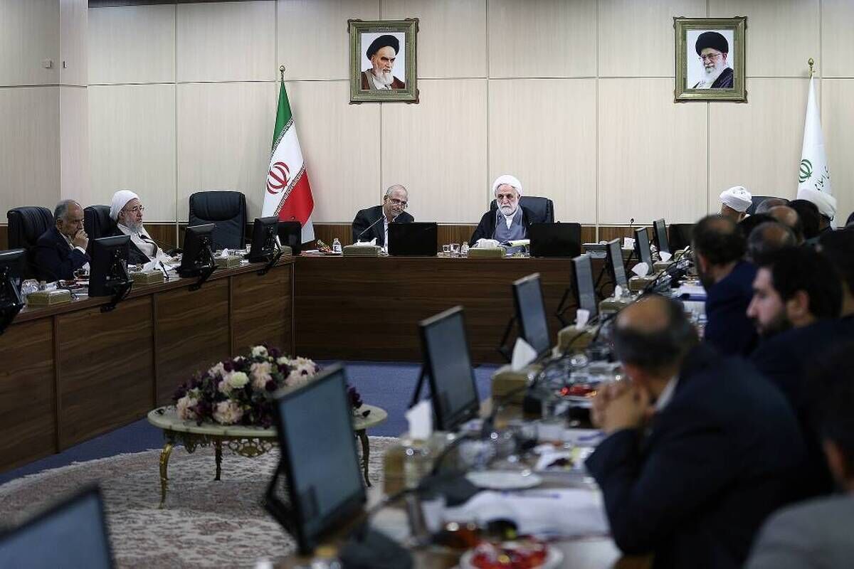 ادامه بررسی طرح الزام به ثبت رسمی معاملات اموال غیرمنقول درمجمع تشخیص ادامه بررسی طرح الزام به ثبت رسمی معاملات اموال غیرمنقول درمجمع تشخیص