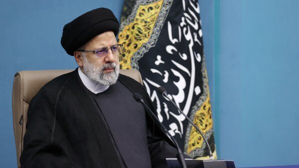 قرارگاه زیست عفیفانه تشکیل جلسه داد/ تأکید رئیسجمهور بر اقدامات فرهنگی در حل مشکلات قرارگاه زیست عفیفانه تشکیل جلسه داد/ تأکید رئیسجمهور بر اقدامات فرهنگی در حل مشکلات