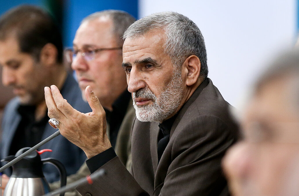 میراحمدی: ۷۰۰ دستگاه اتوبوس برای انتقال زائران به مرز مهران در نظر گرفته شد میراحمدی: ۷۰۰ دستگاه اتوبوس برای انتقال زائران به مرز مهران در نظر گرفته شد