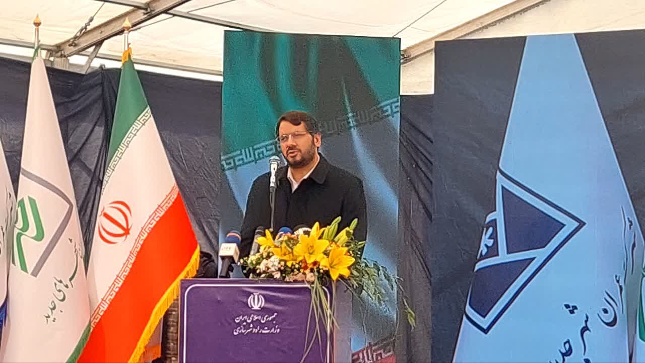 بذرپاش: مجموع واگذاری زمین و مسکن از عدد ۲.۴ میلیون گذر کرد بذرپاش: مجموع واگذاری زمین و مسکن از عدد ۲.۴ میلیون گذر کرد