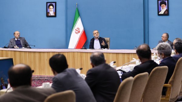 واکنش پزشکیان نسبت به ایجاد دانشگاههای متعدد در کشور واکنش پزشکیان نسبت به ایجاد دانشگاههای متعدد در کشور