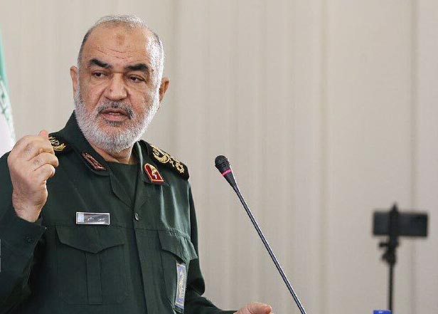 سرلشکر سلامی: پدیده تروریسم و ایجاد تفرقه جهانی محصول سیاست آمریکا است
