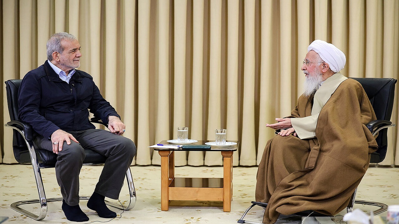 اطلاعیه دفتر آیتالله جوادی آملی درباره حواشی دیدار با رئیس جمهور اطلاعیه دفتر آیتالله جوادی آملی درباره حواشی دیدار با رئیس جمهور
