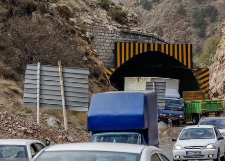 جاده هراز تا فردا مسدود است