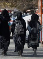 انتقاد مقام طالبان به تعطیلی مدارس دخترانه؛ دبیرستان‌ها به روی دختران بازشوند