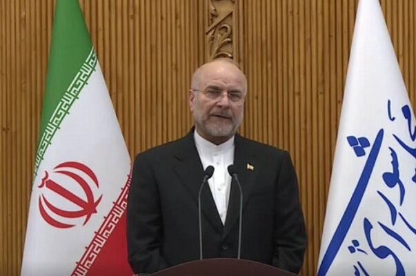 فردا؛ حضور رئیس مجلس در مراسم تشییع شهید نصرالله فردا؛ حضور رئیس مجلس در مراسم تشییع شهید نصرالله