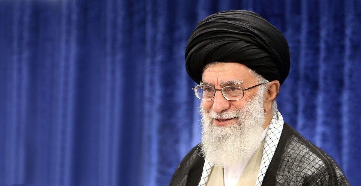 موافقت رهبر انقلاب با عفو یا تخفیف و تبدیل مجازات جمعی از محکومان دادگاهها موافقت رهبر انقلاب با عفو یا تخفیف و تبدیل مجازات جمعی از محکومان دادگاهها