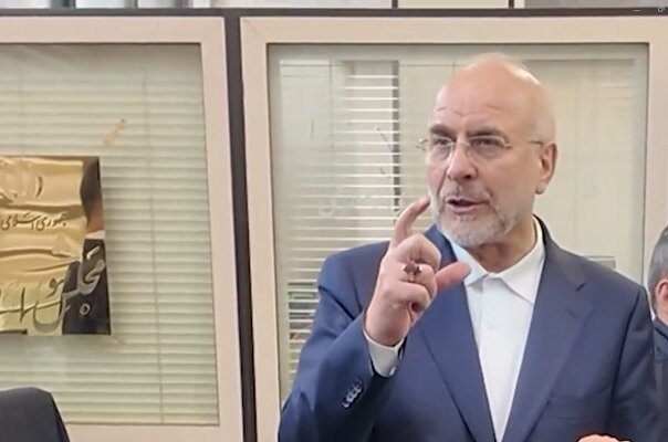 قالیباف: ارز واردات خودرو مجدداً به ۳ میلیارد دلار افزایش یافت قالیباف: ارز واردات خودرو مجدداً به ۳ میلیارد دلار افزایش یافت