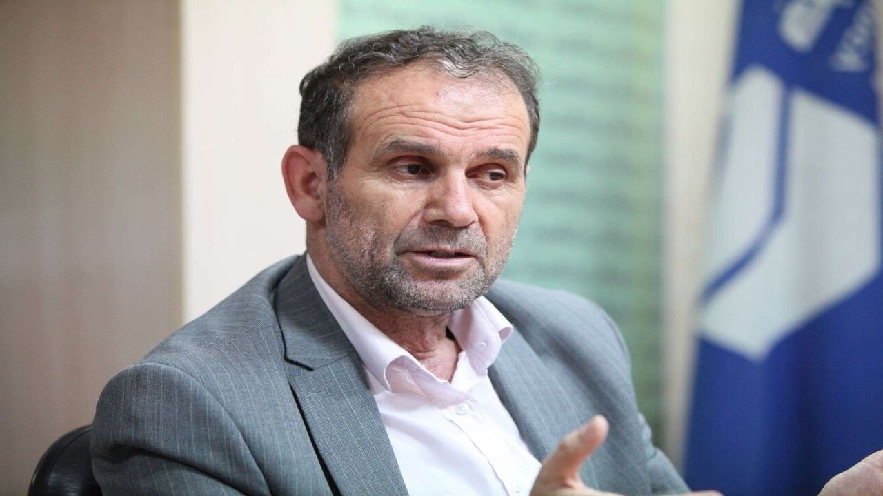 ساخت ۲۰۰ هزار مسکن برای معلمان در دستورکار وزارتخانه‌های آموزش و پرورش و راه و شهرسازی+فیلم