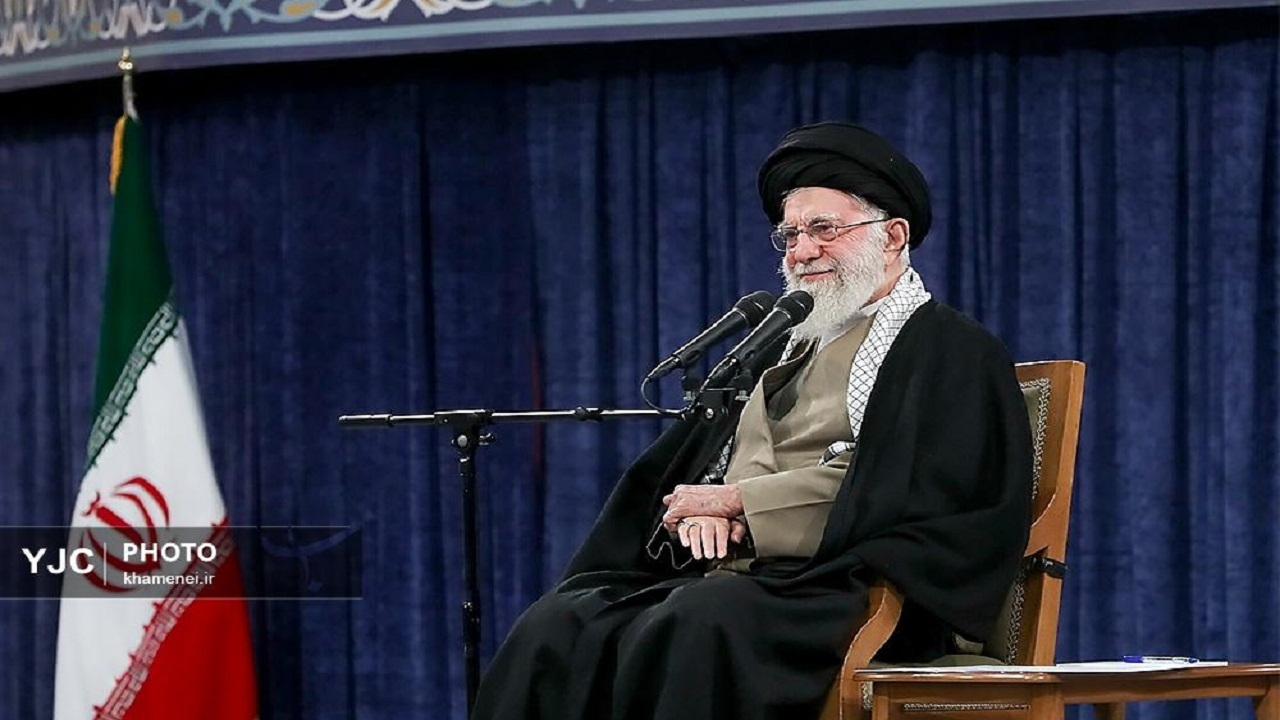 رهبر معظم انقلاب: ماهیت حج سیاسی است/ اگر امت اسلامی اتحاد کنند، قضایای فلسطین و غزه اتفاق نمیافتد رهبر معظم انقلاب: ماهیت حج سیاسی است/ اگر امت اسلامی اتحاد کنند، قضایای فلسطین و غزه اتفاق نمیافتد