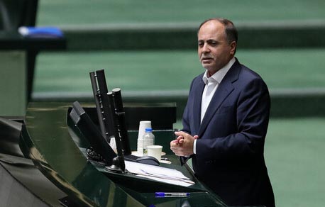 وزیر جهاد کشاورزی: عدم معافیت کالاهای اساسی از مالیات ۱۰ درصدی، موجب افزایش قیمت کالاهای خوراکی میشود وزیر جهاد کشاورزی: عدم معافیت کالاهای اساسی از مالیات ۱۰ درصدی، موجب افزایش قیمت کالاهای خوراکی میشود