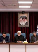عارف: نوسازی و بازسازی مهمترین اولویت ملی «پساجنگ» است