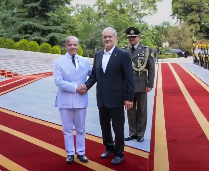 مشاور رئیسجمهور: پزشکیان به پاکستان میرود مشاور رئیسجمهور: پزشکیان به پاکستان میرود