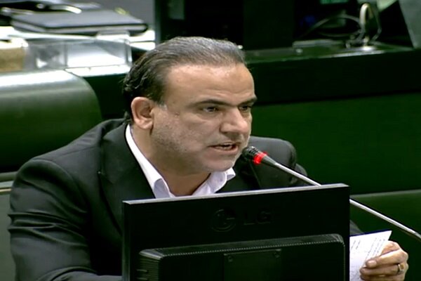 محمدپور ناظر کمیته صیانت و نظارت بر سهام عدالت شد محمدپور ناظر کمیته صیانت و نظارت بر سهام عدالت شد