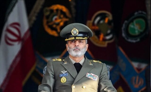 سرلشکر موسوی: برنامه آمادگی نیروهای مسلح در سه بازه زمانی پیش میرود سرلشکر موسوی: برنامه آمادگی نیروهای مسلح در سه بازه زمانی پیش میرود