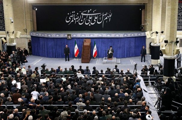 رهبر انقلاب: باید از رئیس جمهور حمایت شود/ کسانی که توئیت میزنند اتحاد مقدس مردم را مخدوش نکنند رهبر انقلاب: باید از رئیس جمهور حمایت شود/ کسانی که توئیت میزنند اتحاد مقدس مردم را مخدوش نکنند