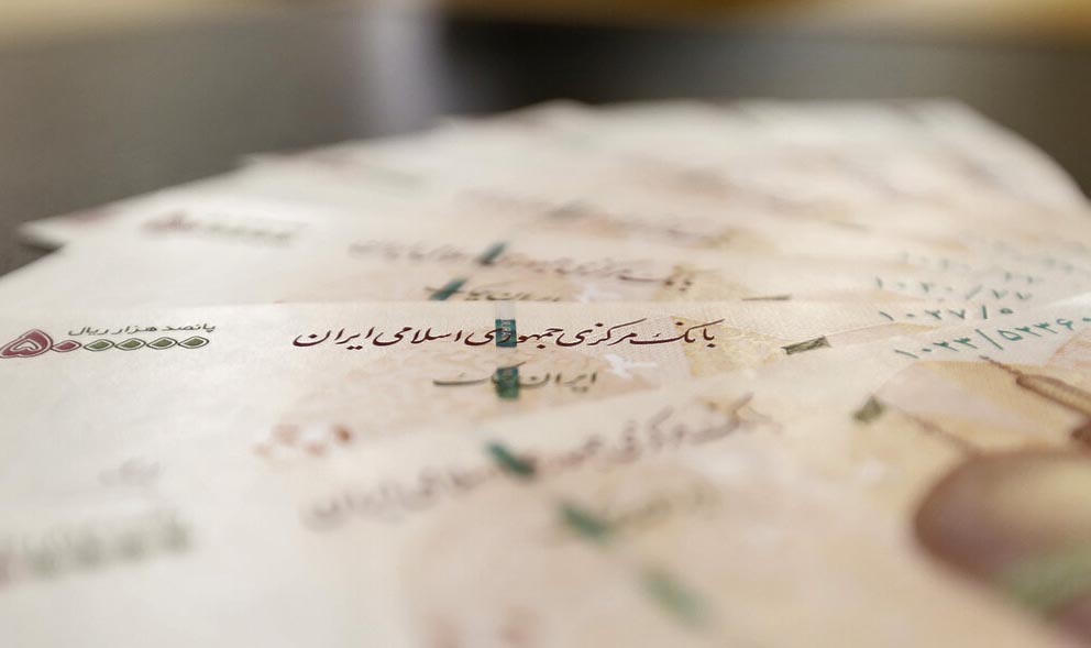نقدینگی از ۱۱ هزار همت عبور کرد/ ۱۹۱ همت پول در دست مردم است نقدینگی از ۱۱ هزار همت عبور کرد/ ۱۹۱ همت پول در دست مردم است