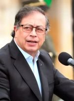 وزیر خزانه‌داری آمریکا، چین را به تلاش برای ضربه‌زدن به اقتصاد جهانی متهم کرد
