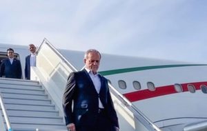 رئیس جمهور وارد اصفهان شد
